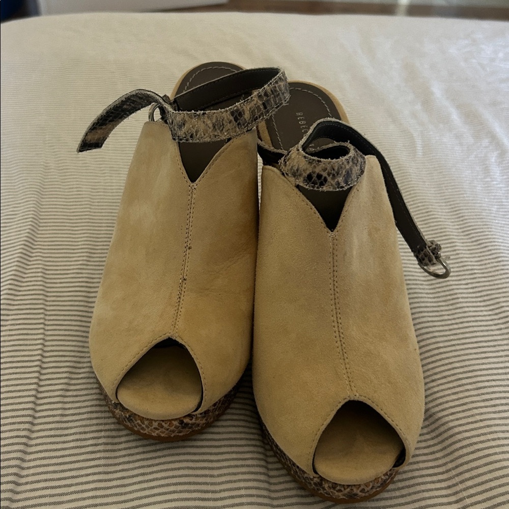 Rebecca Taylor Beige and Red Wedge Sandals